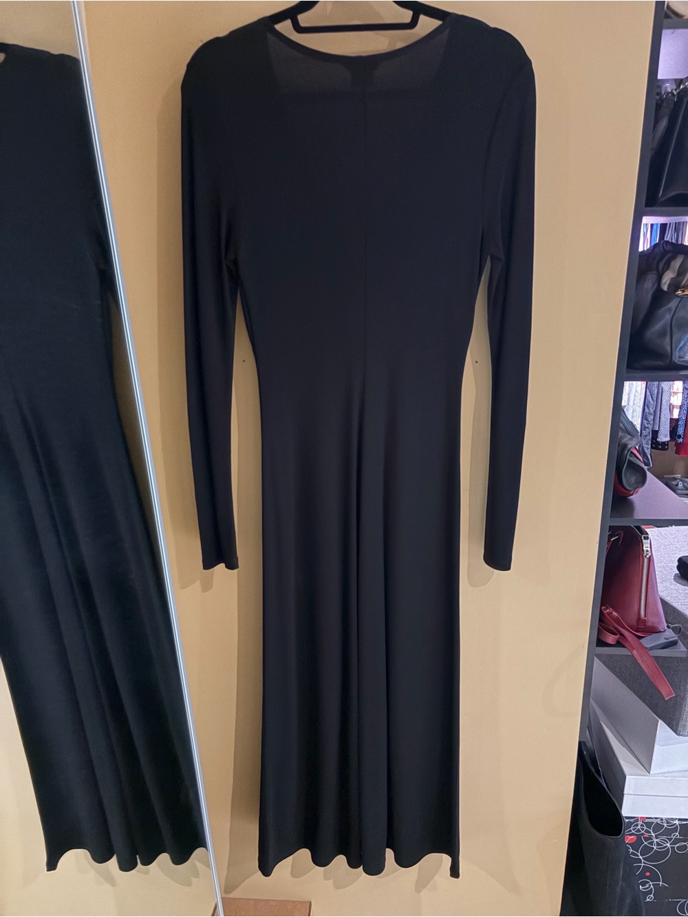 Michael Kors Black Long Sleeve Twist-Detail Midi Dress - Picture 2 of 6